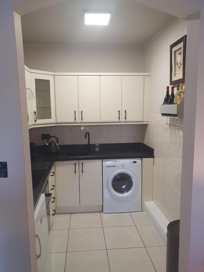 River View Apartment Suite كورك المظهر الخارجي الصورة